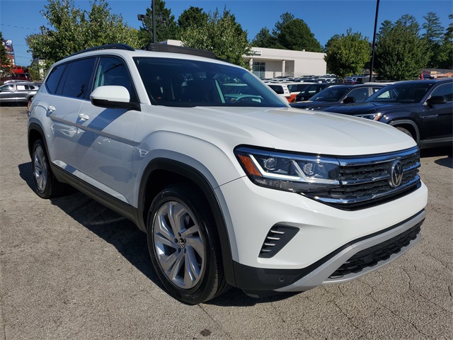 2022 Volkswagen Atlas SE Technology photo 2