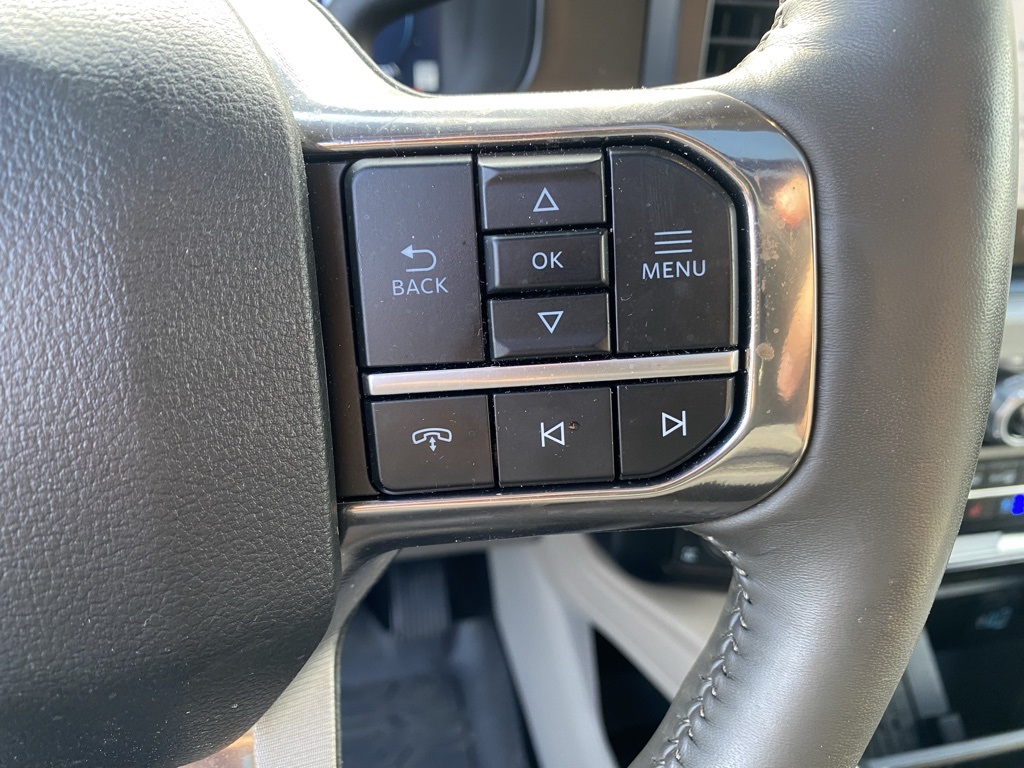 2025 Ford F-250 Platinum photo 15