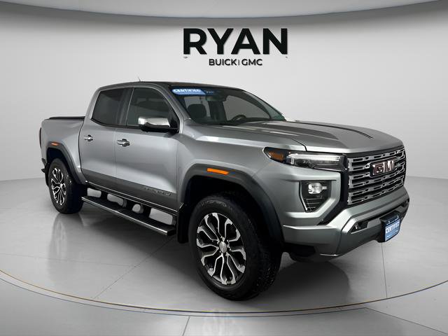 2024 GMC Canyon Denali's photo