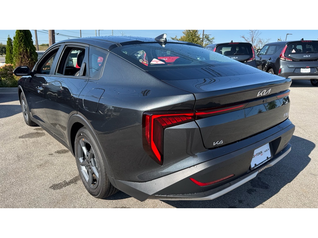 2025 Kia K4 LXS photo 20