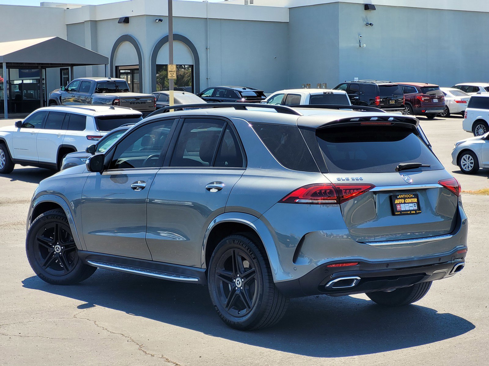 2020 Mercedes Benz GLE 350 photo 2