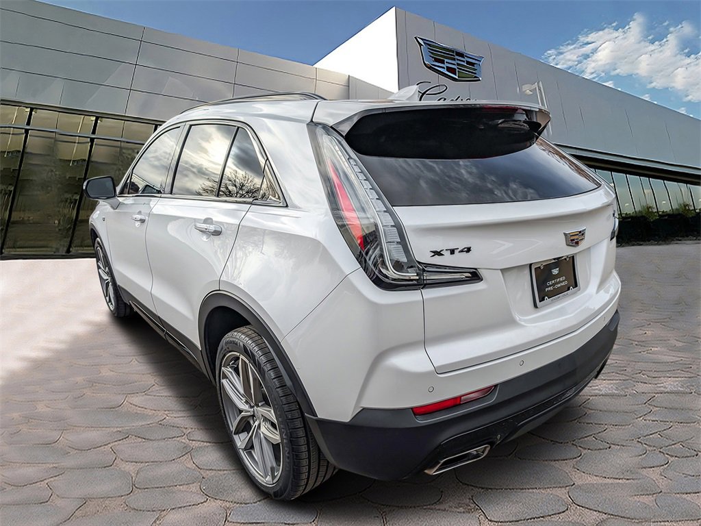 2021 Cadillac XT4 Sport photo 2
