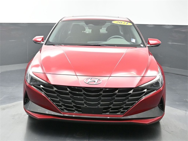 2021 Hyundai Elantra SEL photo 2