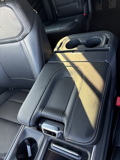 2025 Ford Expedition Platinum photo 25