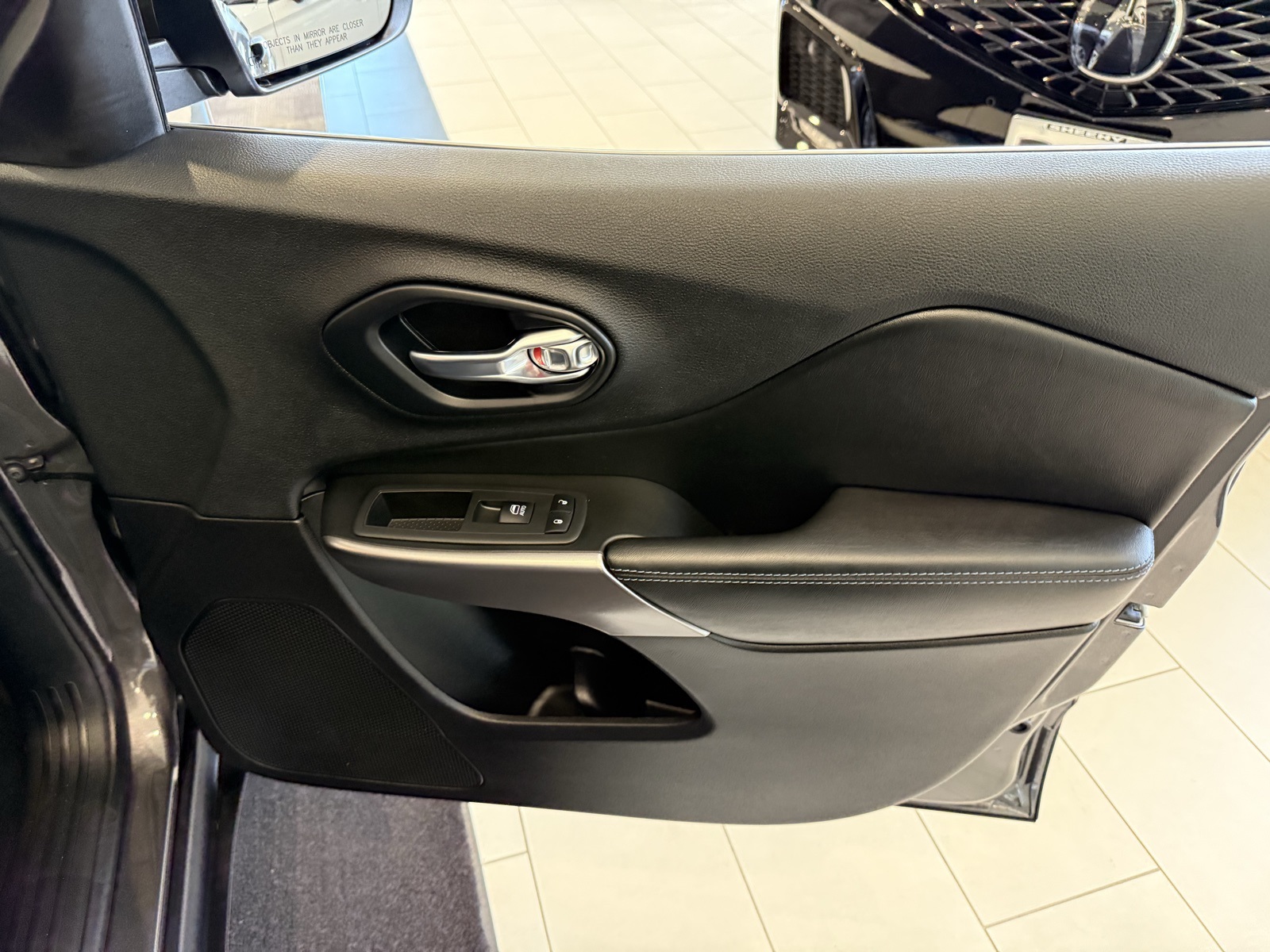 2019 Jeep Cherokee Latitude photo 20