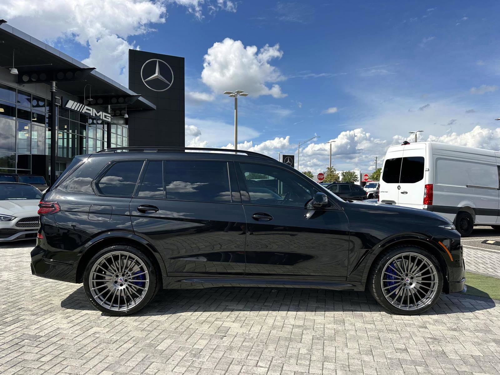 2025 Bmw X7 ALPINA XB7 photo 3