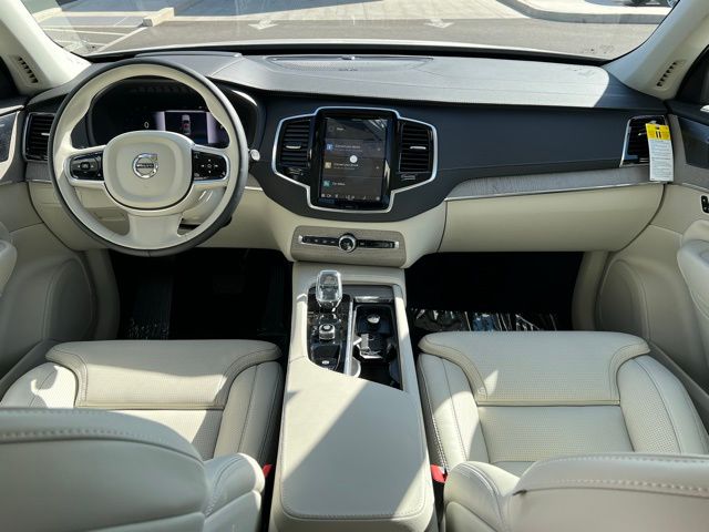 2025 Volvo XC90 photo 16