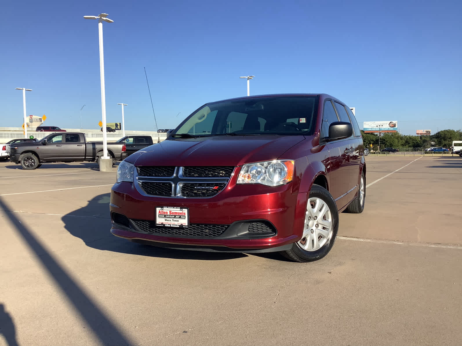 2019 Dodge Grand Caravan SE photo 2