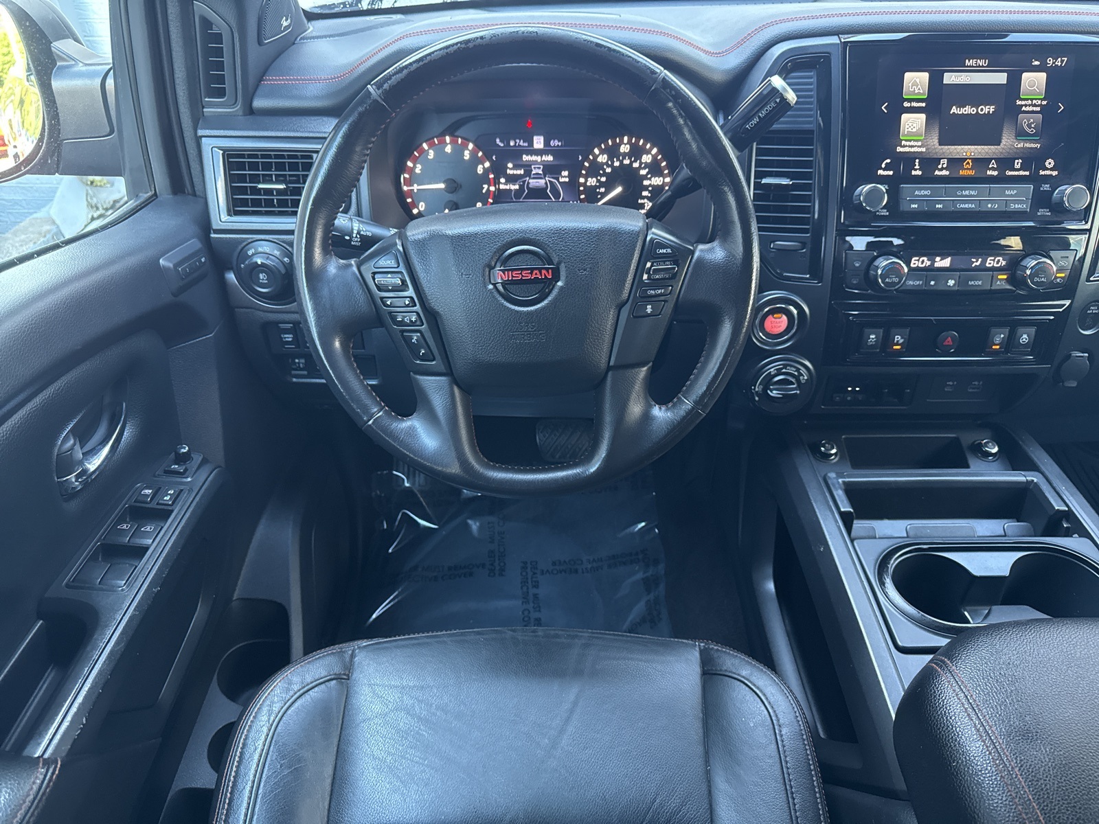 2021 Nissan Titan PRO-4X photo 17