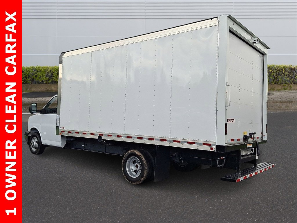 2024 Gmc Savana Cutaway 3500 photo 4