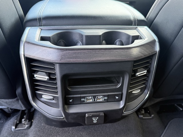 2025 Ram 1500 Laramie photo 14