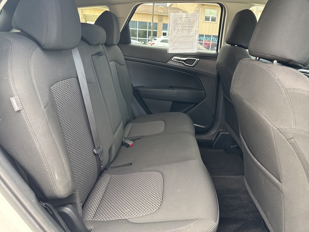2024 Kia Sportage LX photo 10