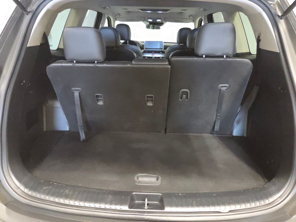 2020 Kia Telluride S photo 19