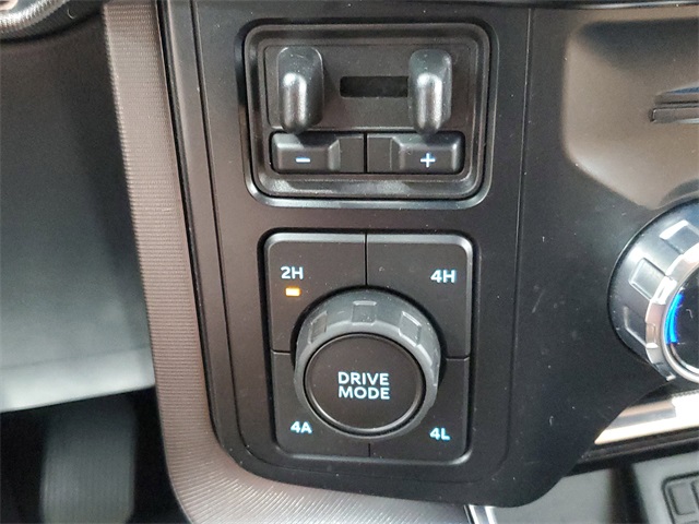 2023 Ford F-150 Platinum photo 19