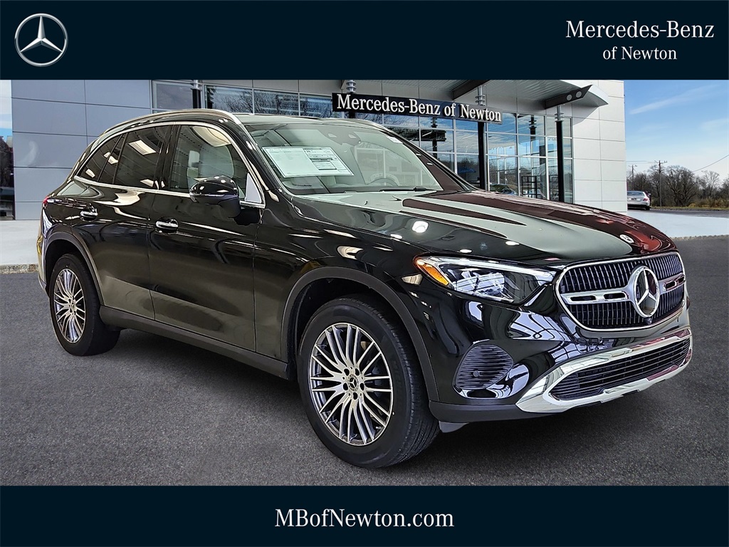 2026 Mercedes-Benz GLC Base's photo