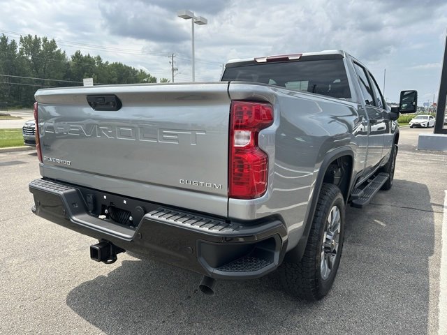 2025 Chevrolet Silverado 2500HD Custom photo 15