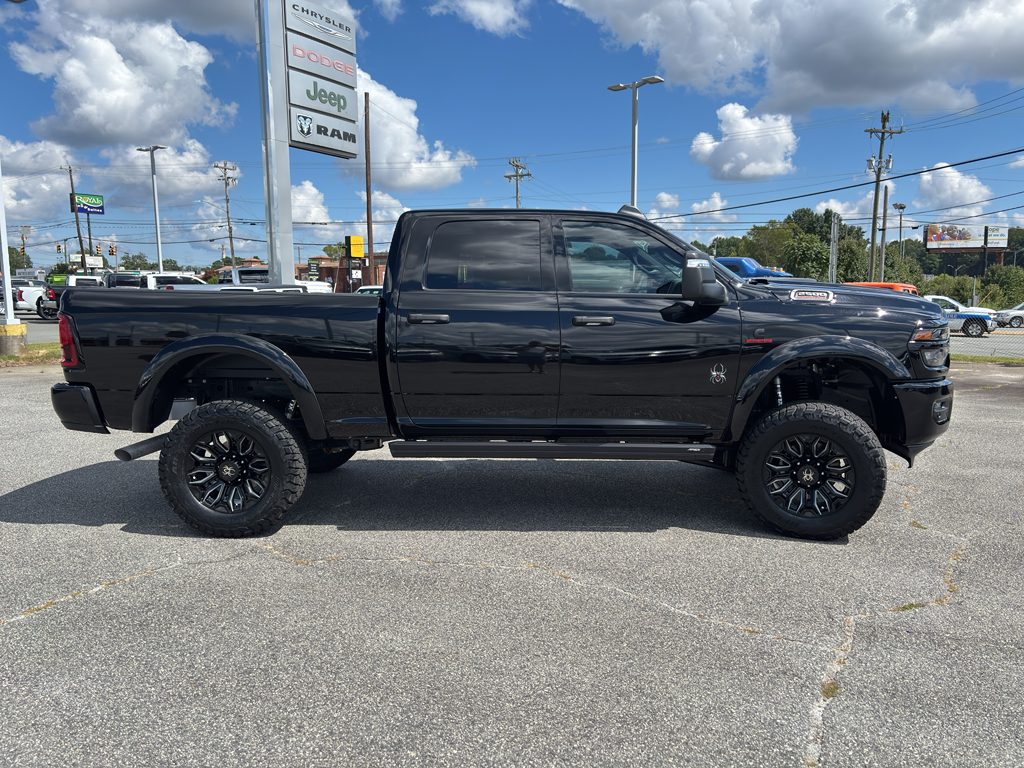 2025 Ram 2500 Big Horn photo 9