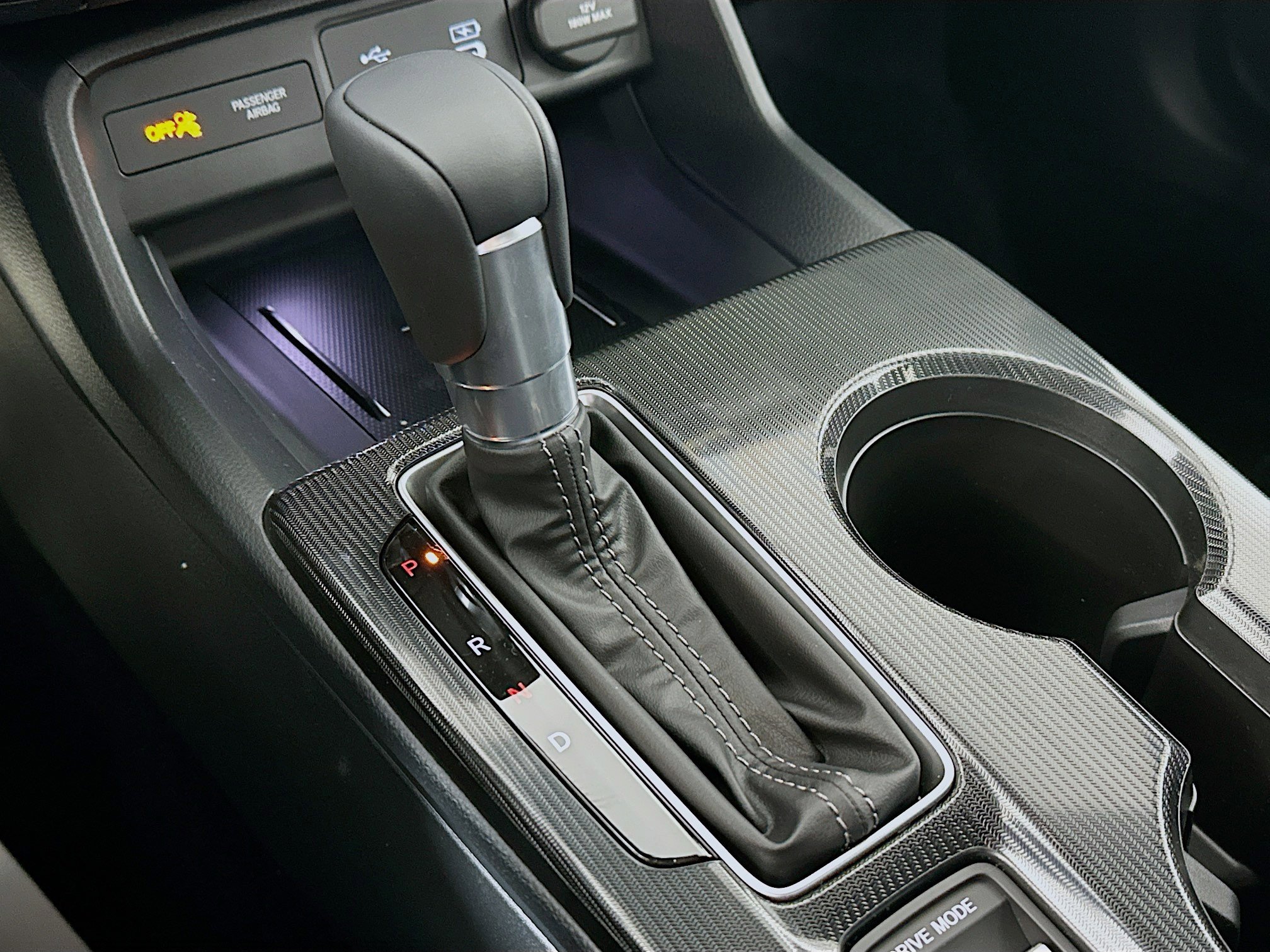 2026 Honda Civic Hatchback Touring Hybrid photo 17