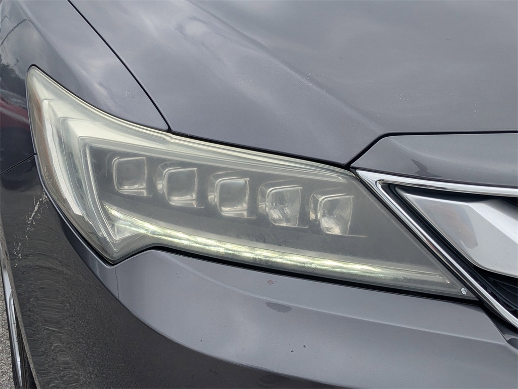 2017 Acura ILX Premium Technology Plus photo 9