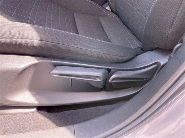 2024 Honda HR-V LX photo 5