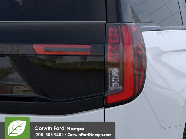 2025 Ford Expedition photo 21