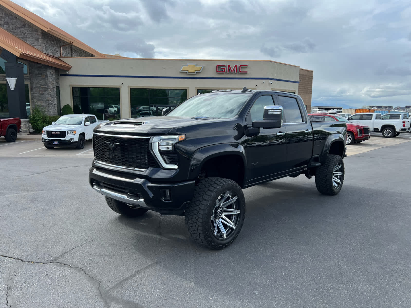 2025 Chevrolet Silverado 2500HD LT photo 9