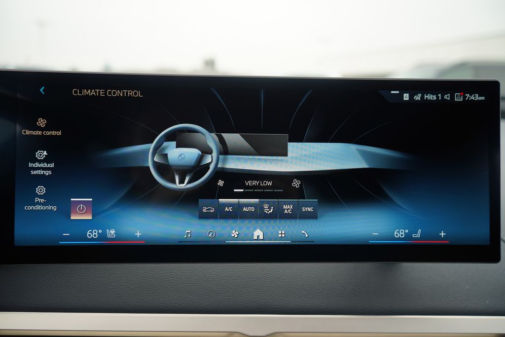 2026 Bmw iX photo 14
