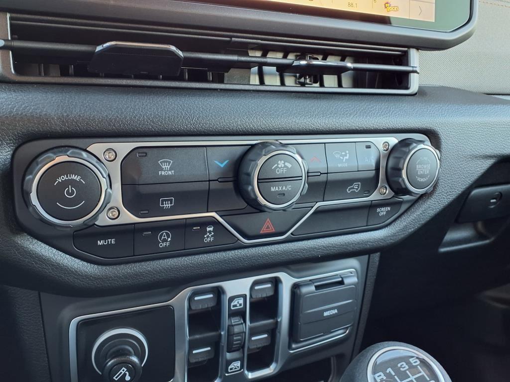 2025 Jeep Wrangler Sport S photo 2