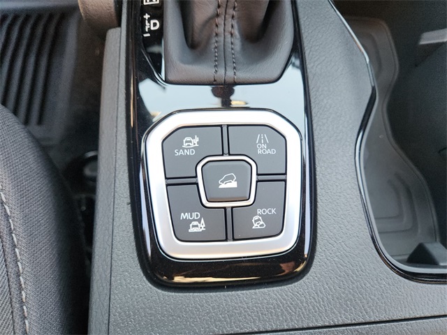 2026 Nissan Frontier Crew Cab SV photo 15