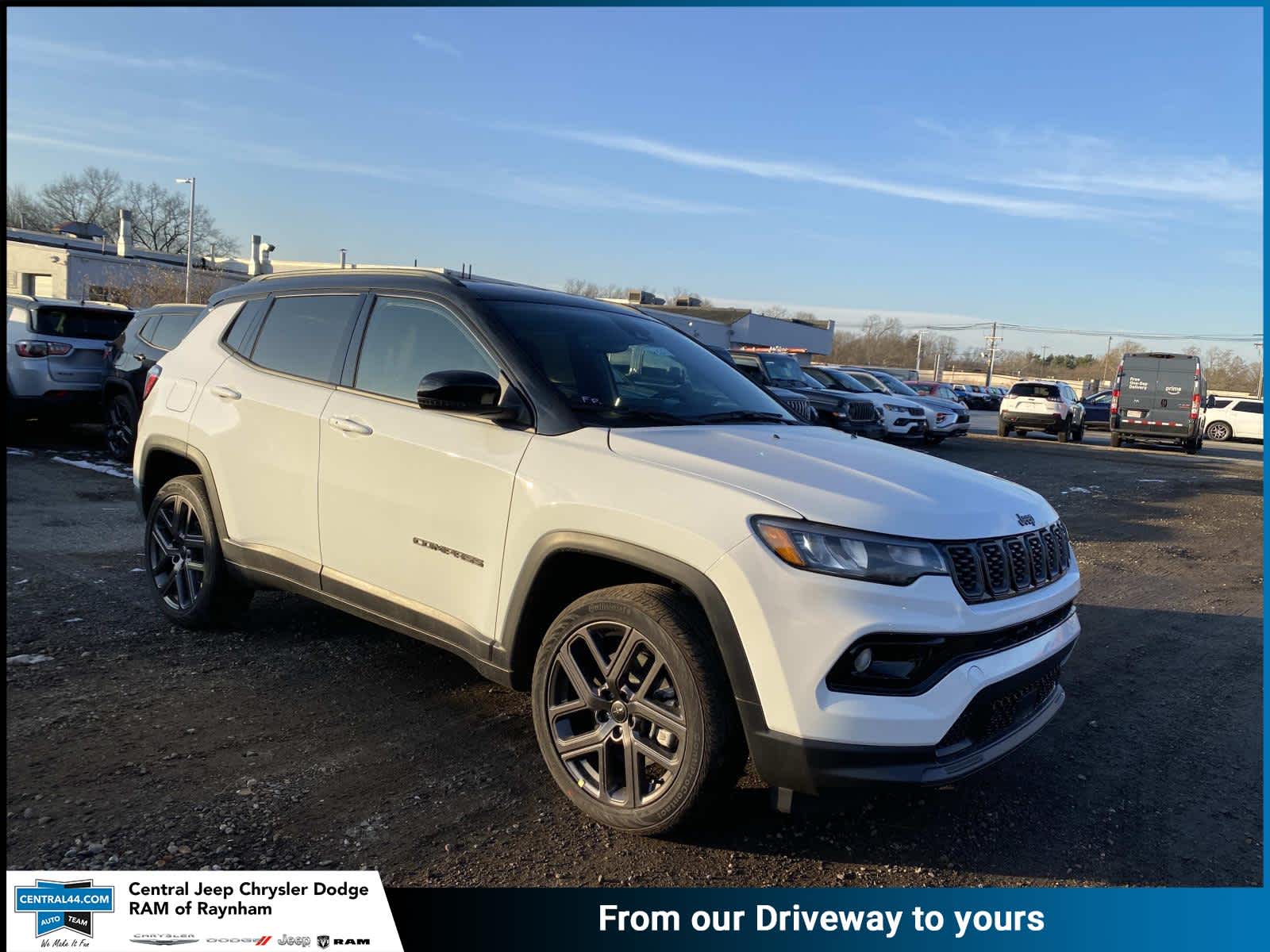2026 Jeep Compass Limited Altitude's photo