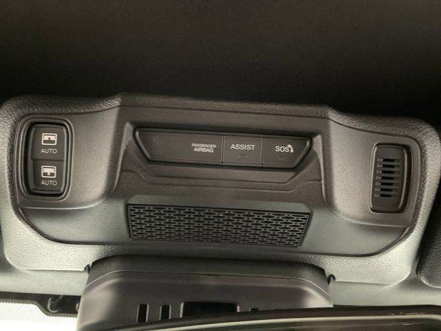 2025 Jeep Wrangler Rubicon photo 22