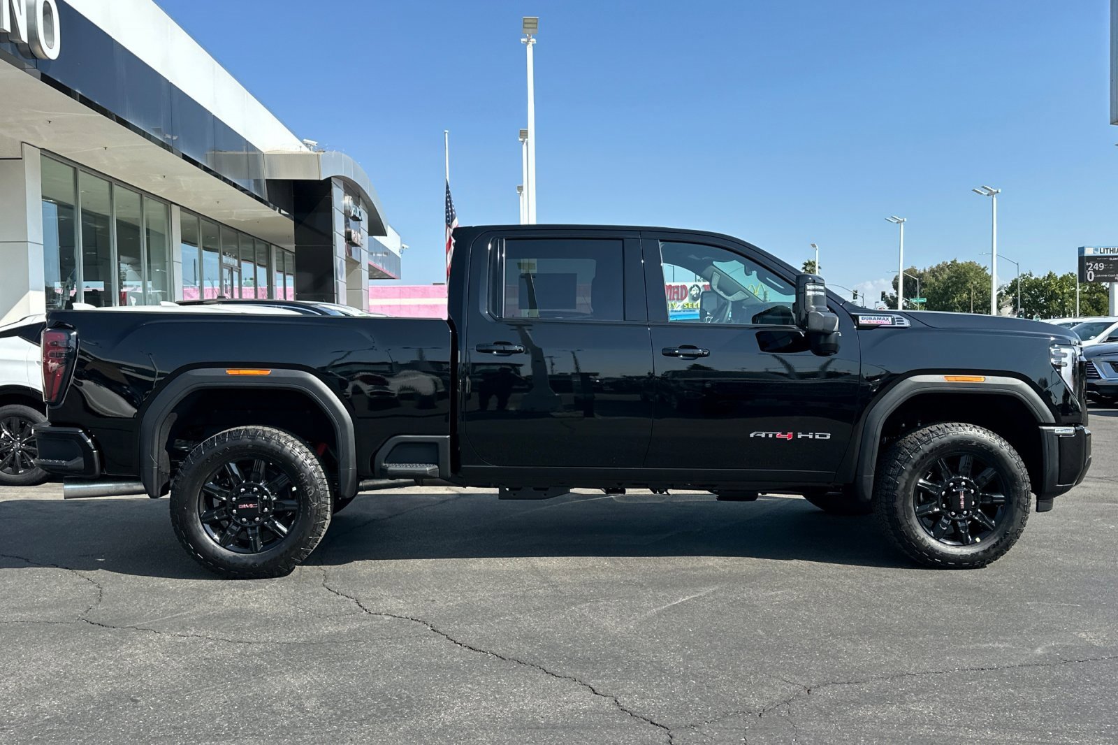 2026 Gmc Sierra 2500 HD AT4 photo 4