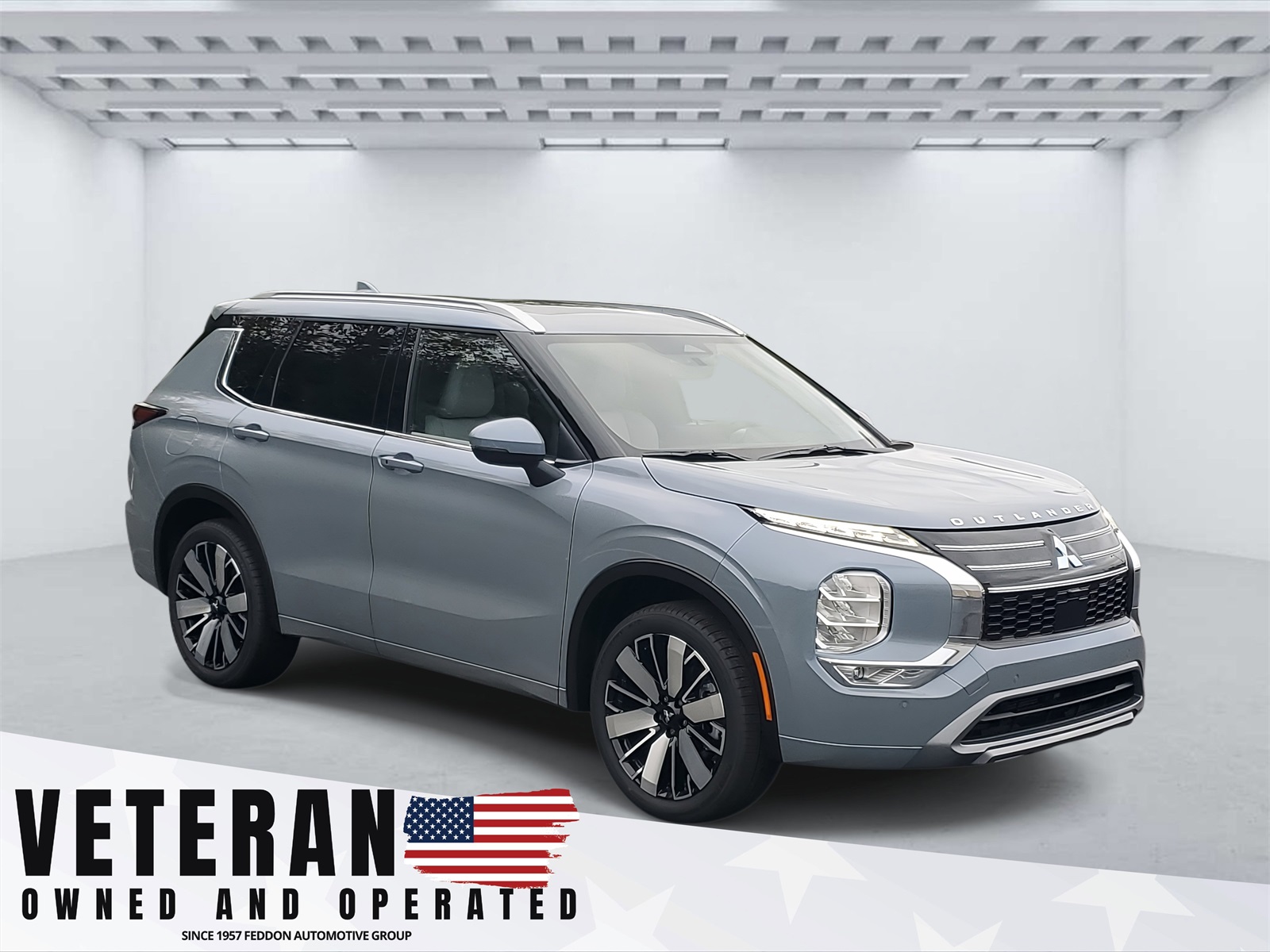 2025 Mitsubishi Outlander SEL's photo