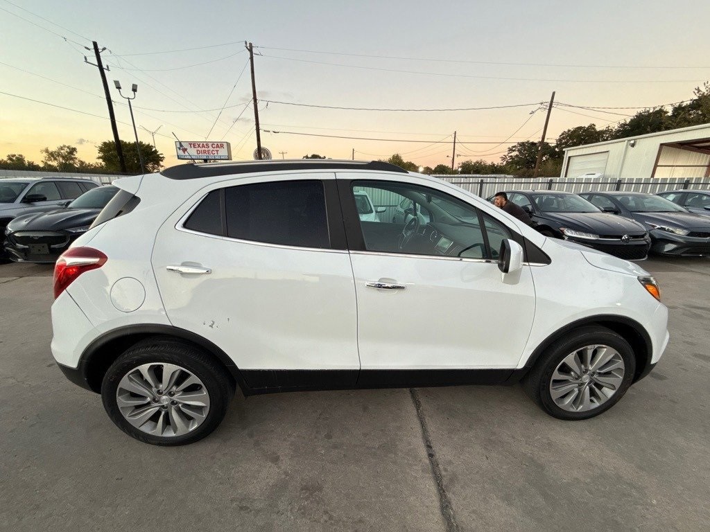 2020 Buick Encore Preferred photo 3
