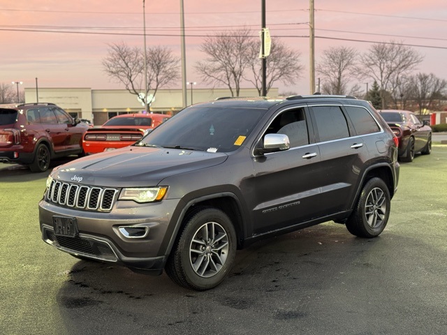 2017 Jeep Grand Cherokee Limited's photo