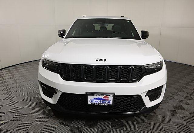 2024 Jeep Grand Cherokee Altitude X photo 3