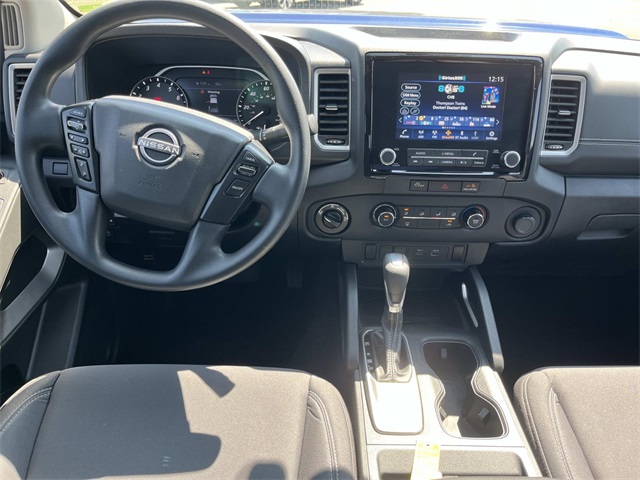 2023 Nissan Frontier SV photo 13