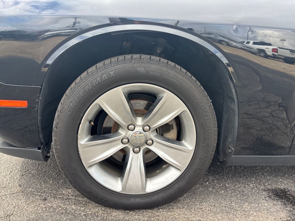 2020 Dodge Challenger SXT photo 14
