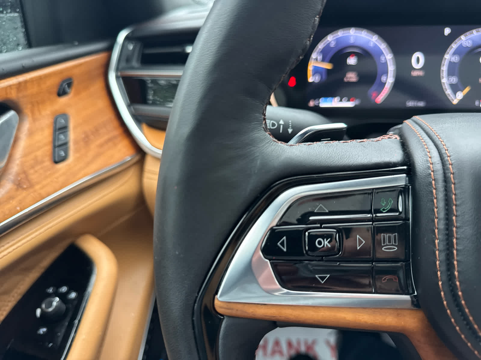 2024 Jeep Grand Cherokee Summit photo 26
