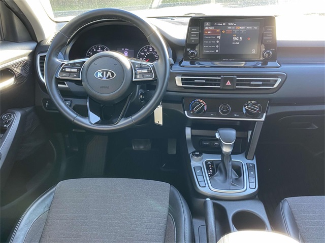 2021 Kia Seltos S photo 6