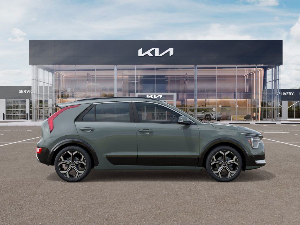 2025 Kia Niro EX Touring photo 5