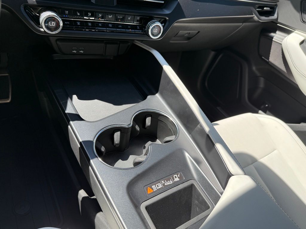 2024 Acura ZDX Base photo 28