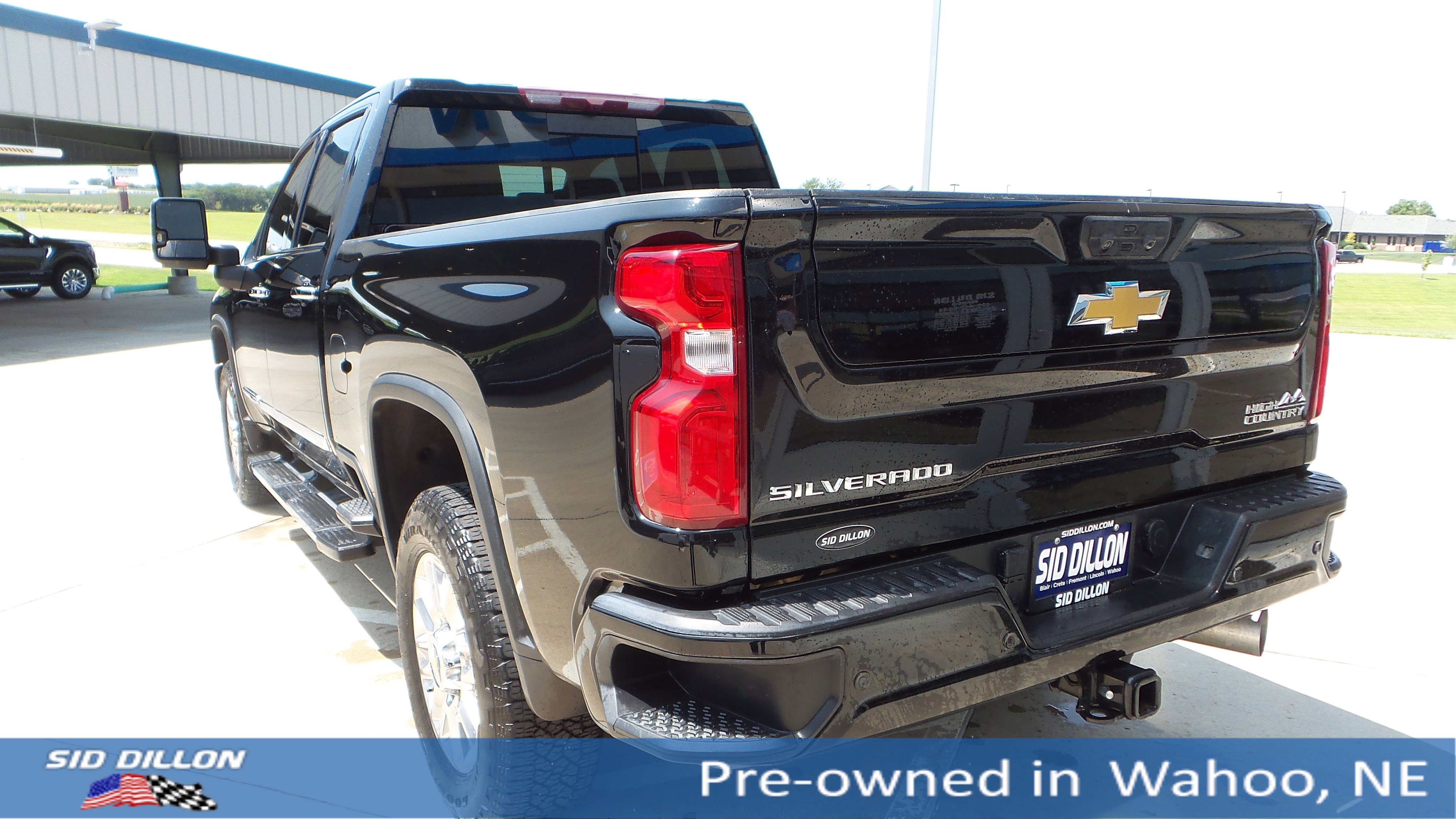 2024 Chevrolet Silverado 2500HD High Country photo 3