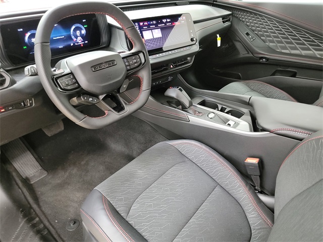 2025 Dodge Charger R/T photo 11