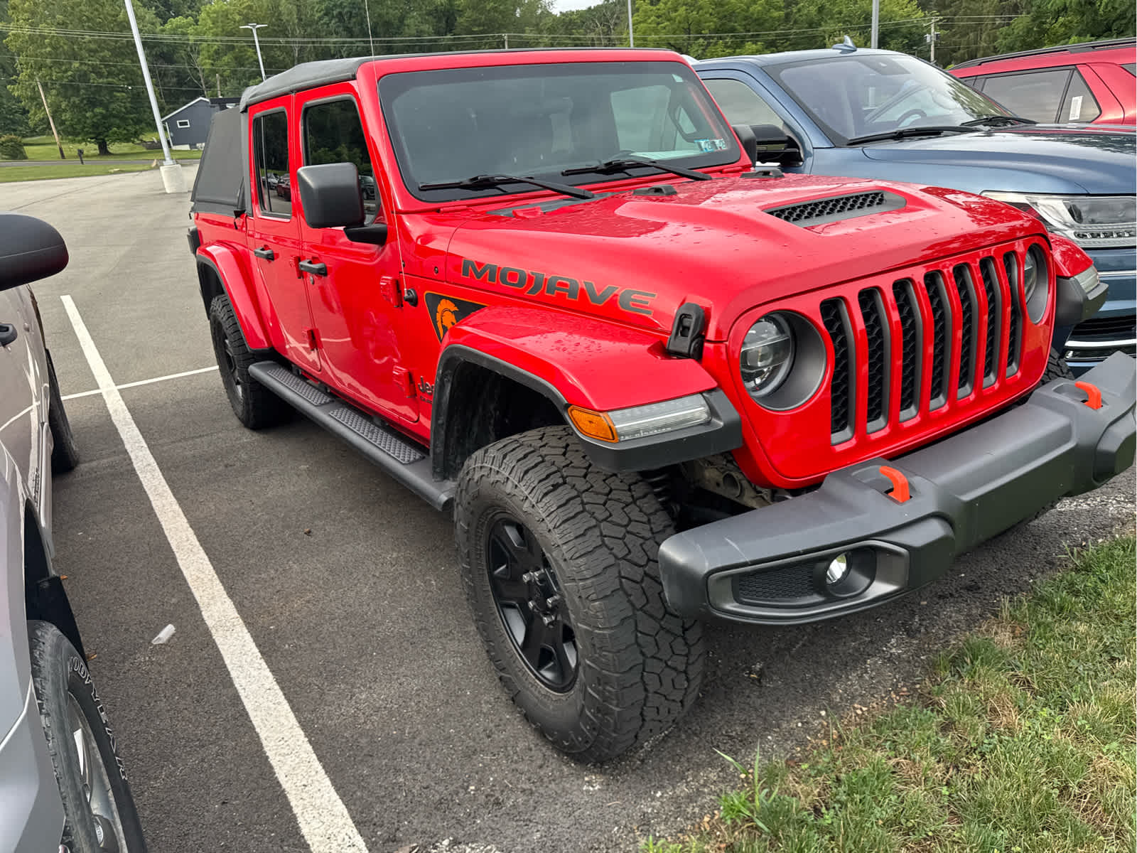 2021 Jeep Gladiator Mojave photo 3