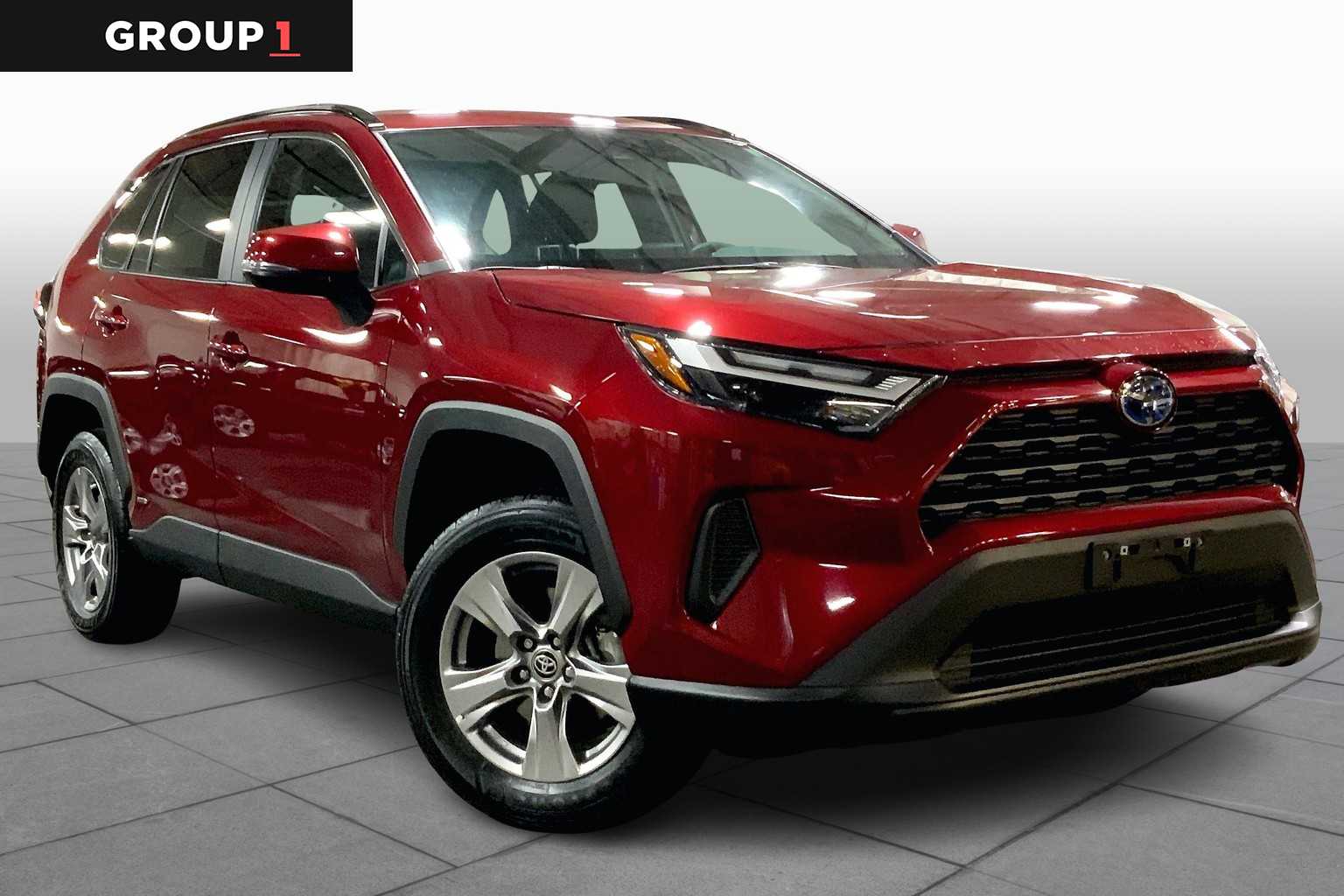 Used 2024 Toyota RAV4 XLE with VIN 2T3RWRFV8RW236546 for sale in Northfield, Minnesota