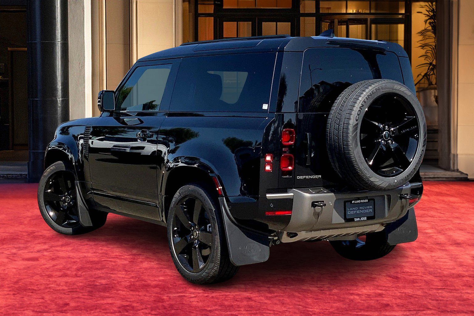 2025 Land Rover Defender 90 X-Dynamic SE photo 2