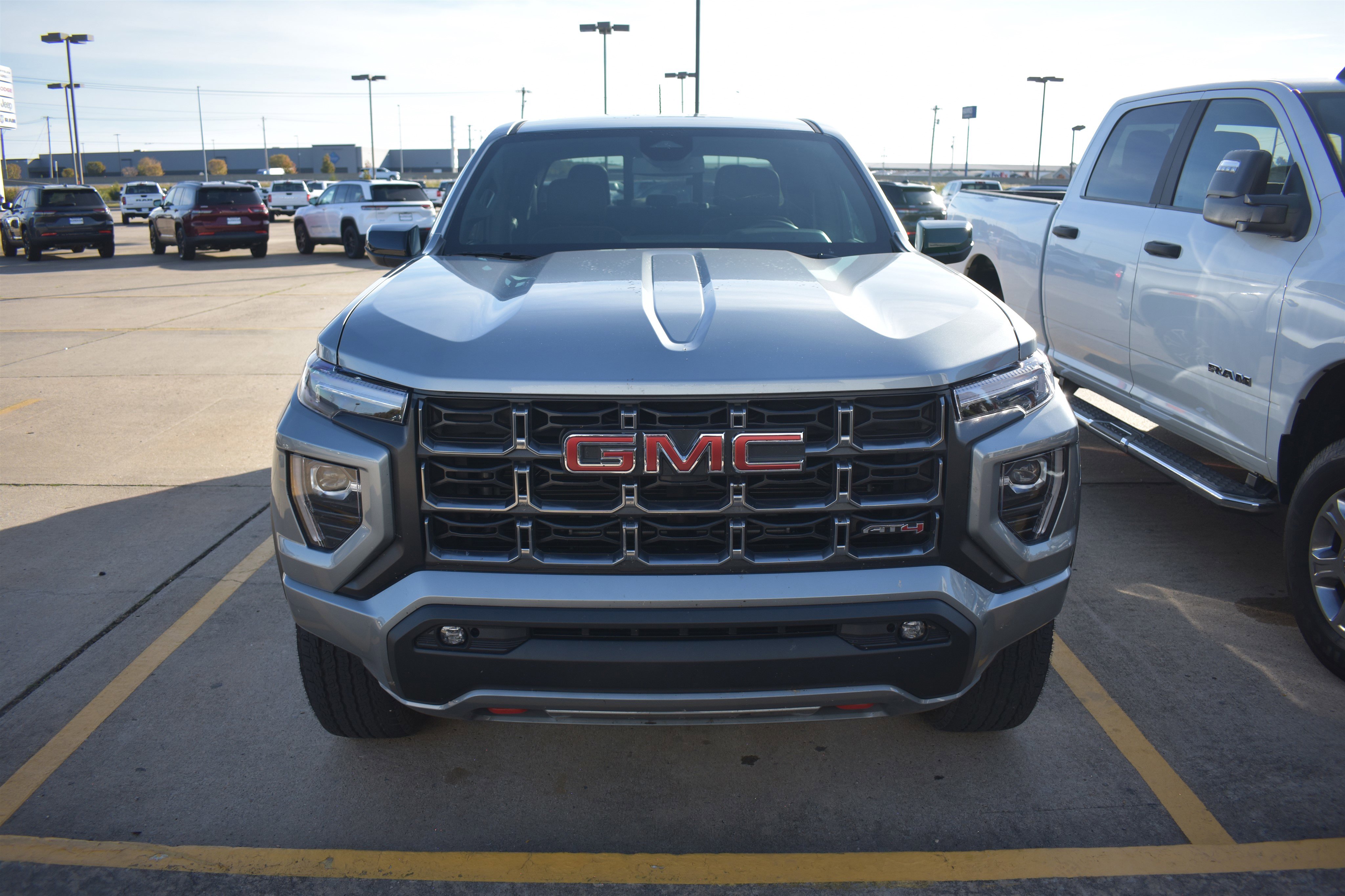 Used 2025 GMC Canyon AT4 with VIN 1GTP2DEK1S1164137 for sale in Little Rock