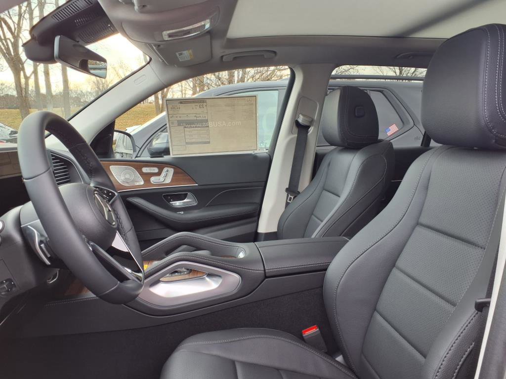 2025 Mercedes Benz GLE 350 photo 4