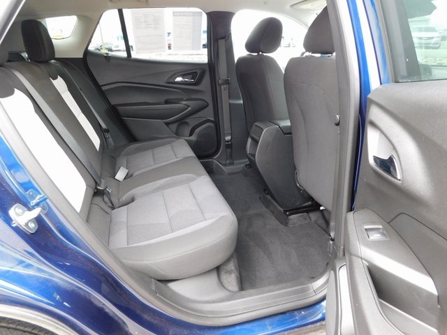 2024 Chevrolet Trax LS photo 19